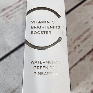 CLEAN Skin Club vitamin C Brightening booster